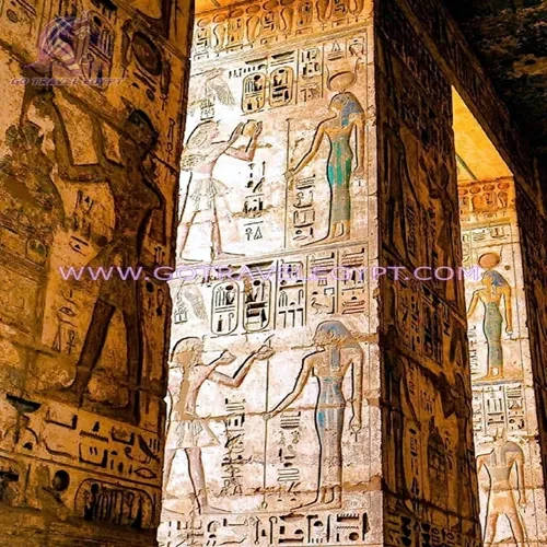 Habu-Temple-Luxor-06