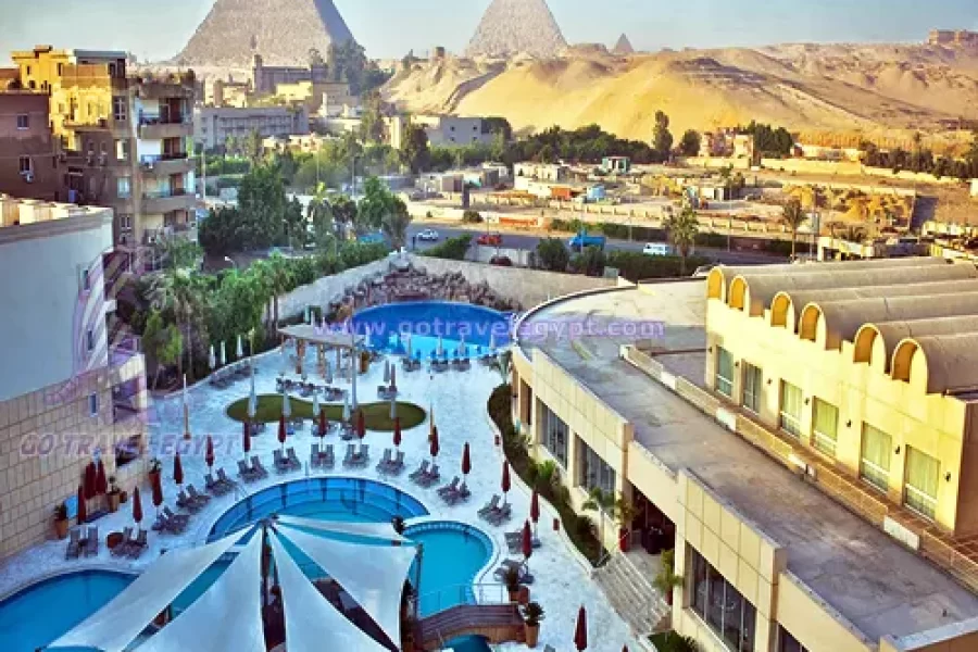 Le-Mridien-Pyramids-Hotel-03