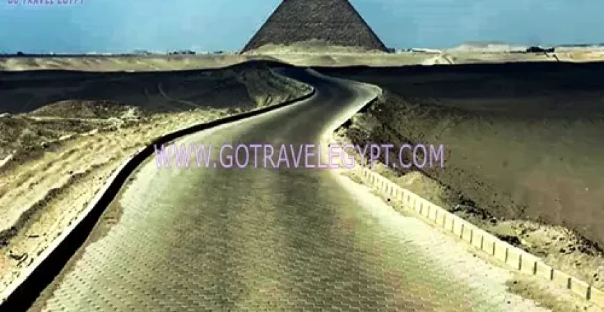 Giza Tours to Pyramids and Sphinx and Memphis and Dahshur