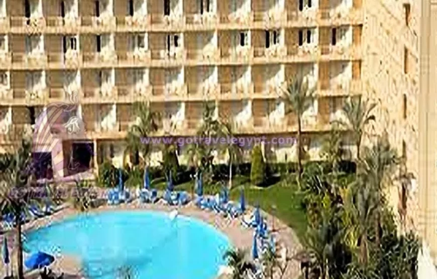 Grand Pyramids hotel